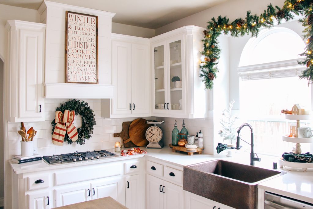 Tips And Tricks Decorating Your Kitchen For The Holidays – Forbes Home