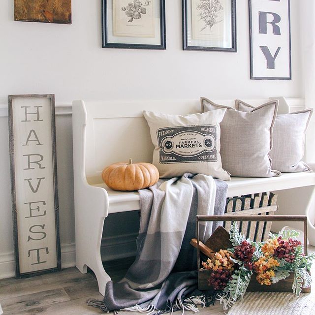 fall farmhouse neutral decor