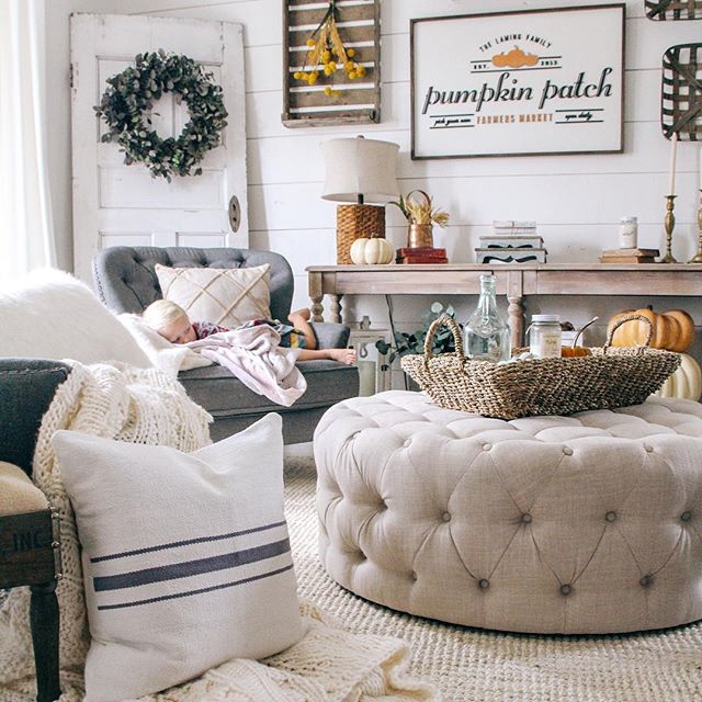 neutral fall decor sitting room