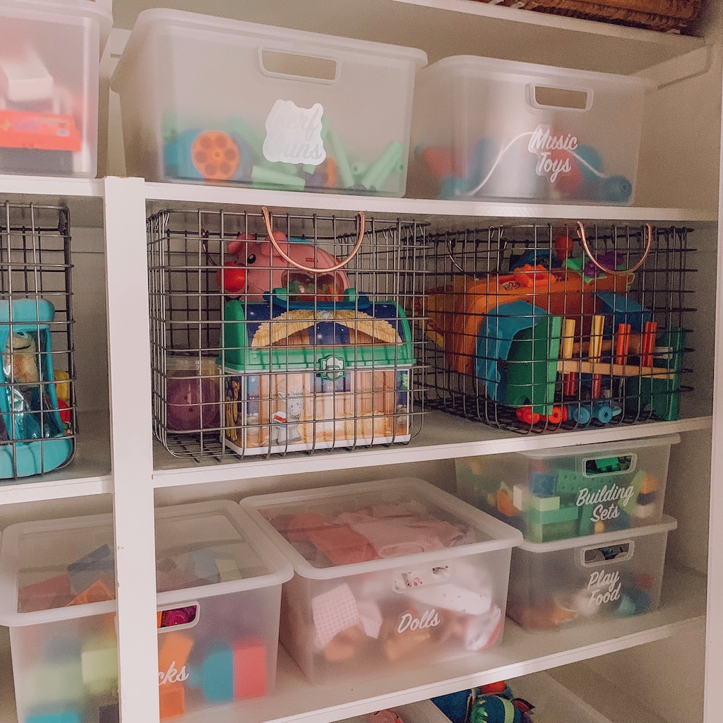 how to organize kid's toys