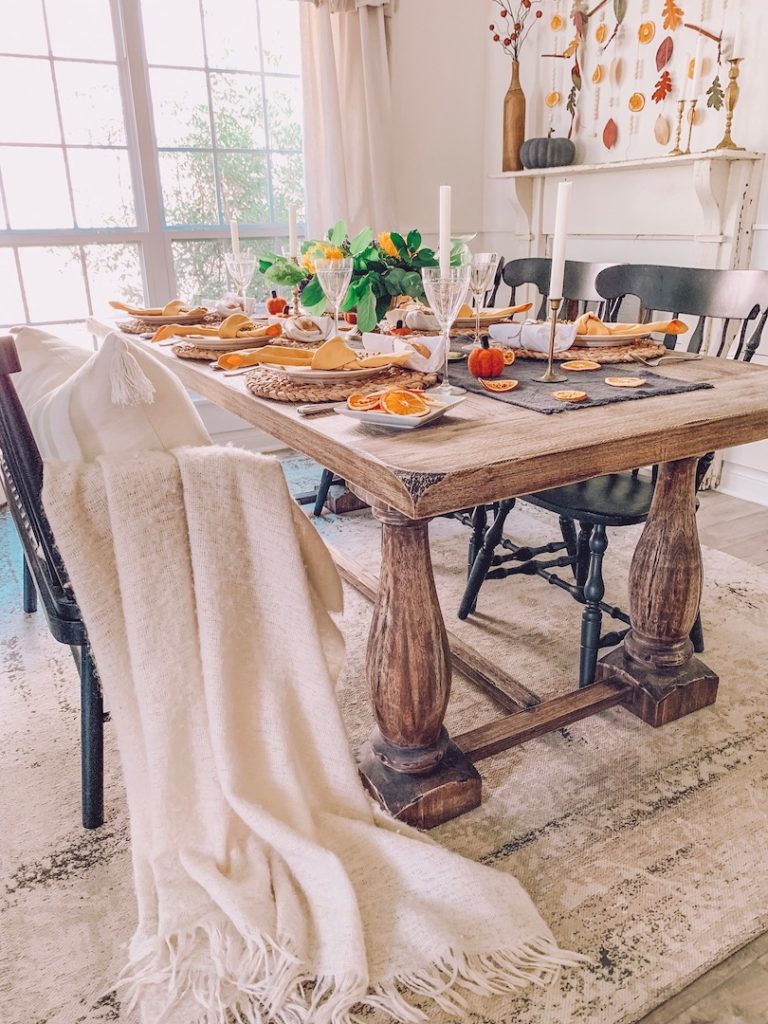 a simple fall tablescape