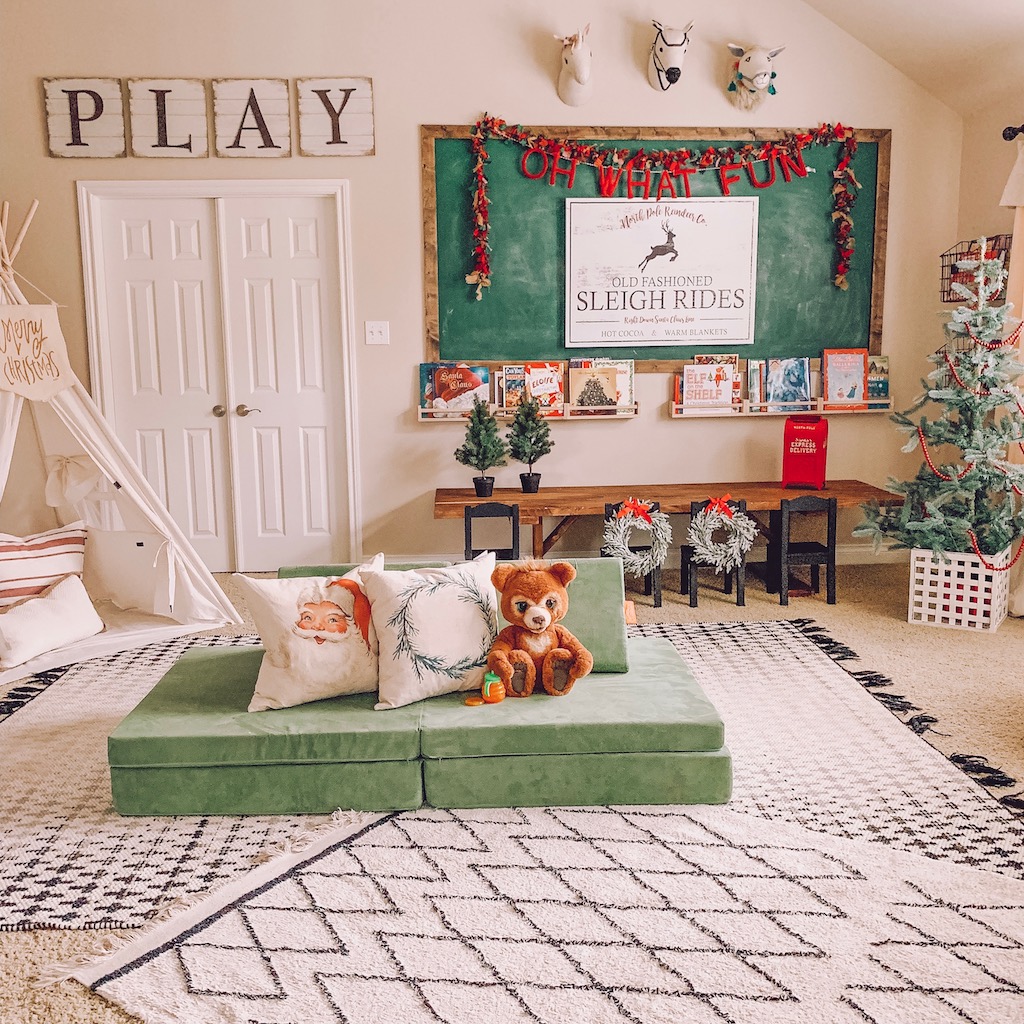 christmas playroom decor