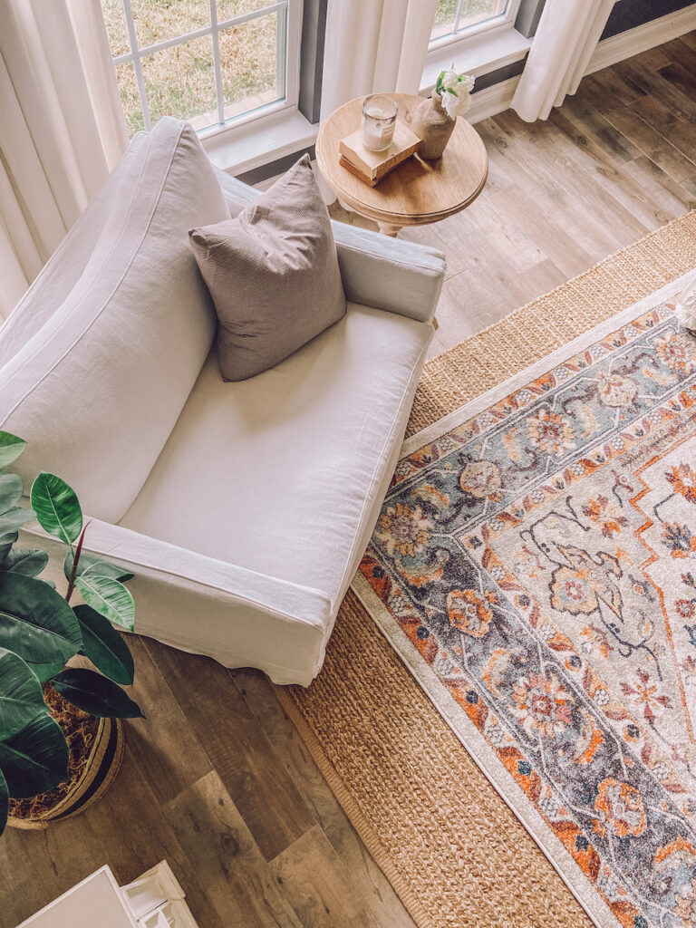 modern farmhouse bedroom