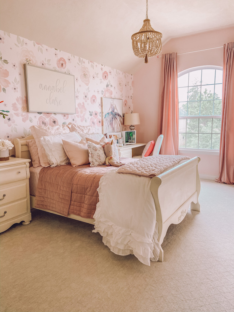 little girls room