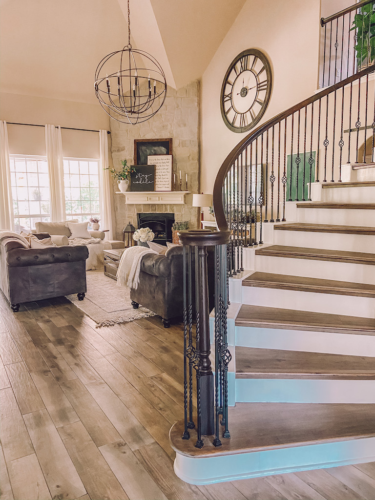 modern farmhouse living room 