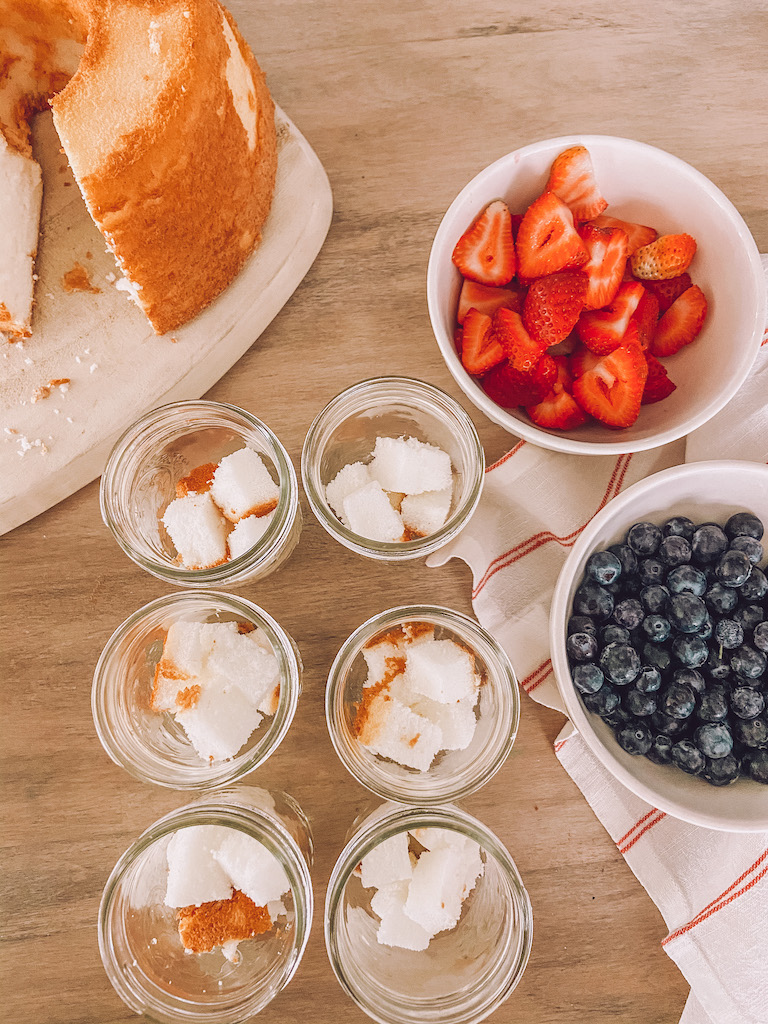 no bake berry trifle dessert