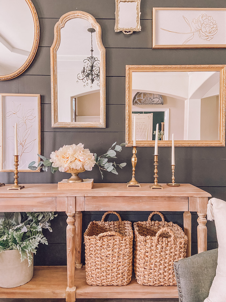 How to Create a Mirror Gallery Wall 