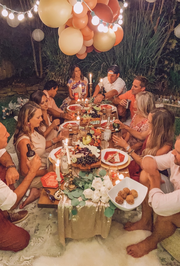 Entertainment For A Dinner Party / How to Throw a Dinner Party Like a Vermonter | Martha Stewart / For example, why not try an activity like line dancing or learning tai chi or gonzo dinner making?