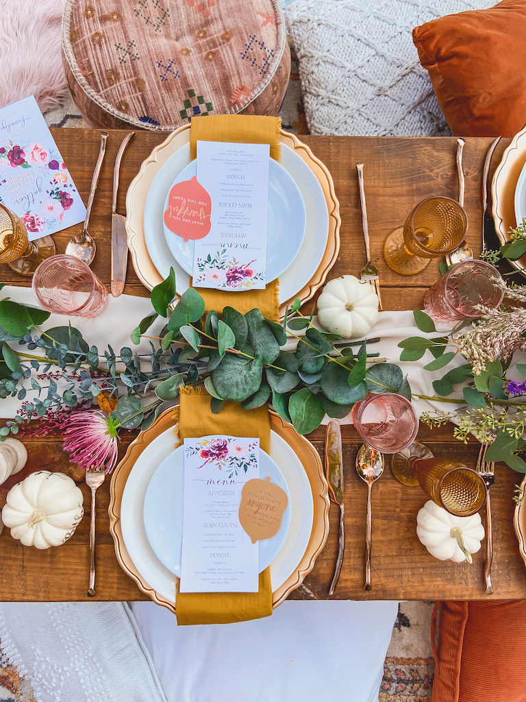 A Bohemian Outdoor Friendsgiving: Perfect way to celebrate the Holidays