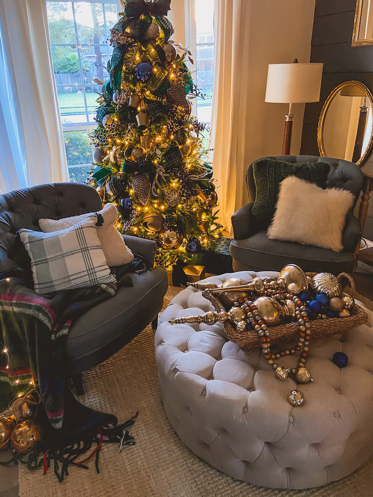 christmas tree blue and green ribbon decor