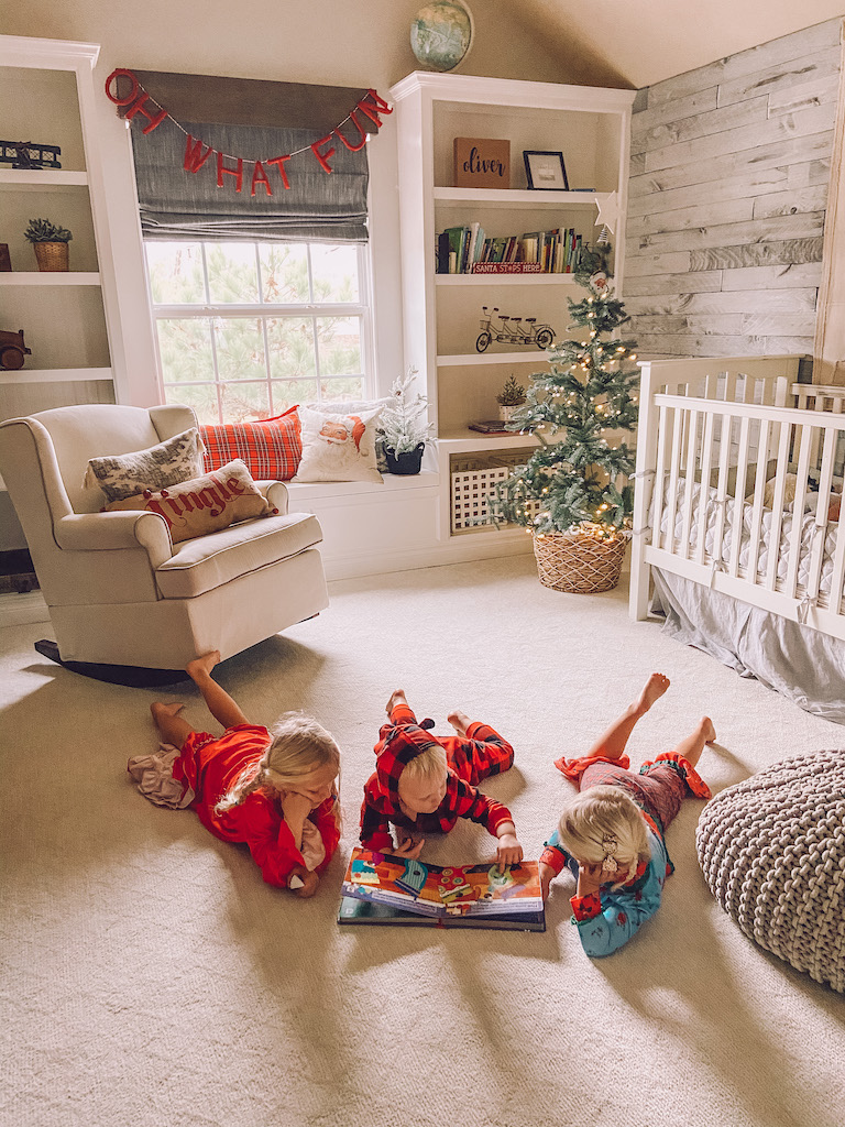 A Holiday Home Tour – Kids Decor