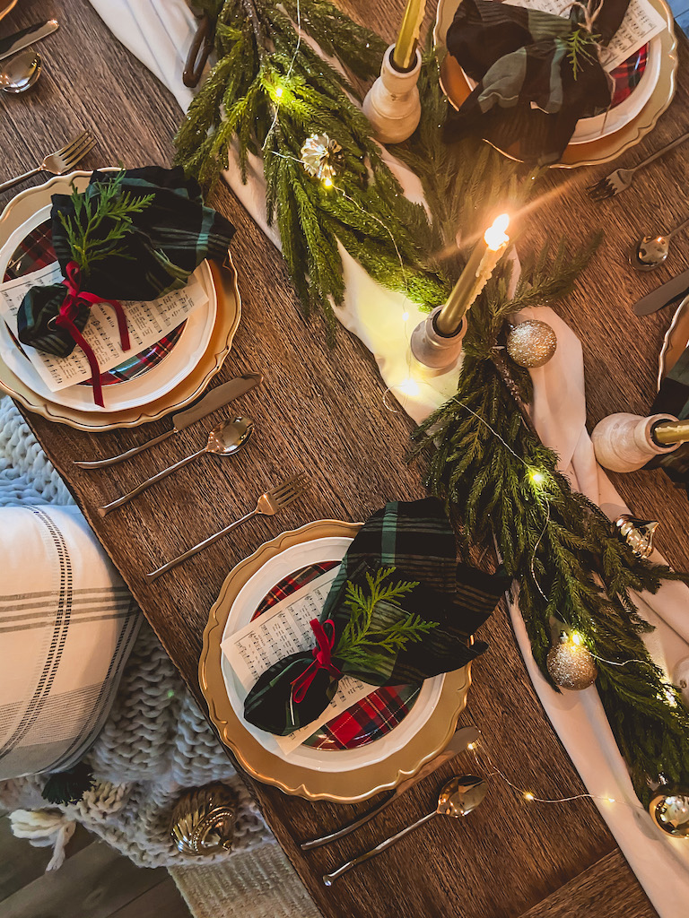 christmas table setting simple