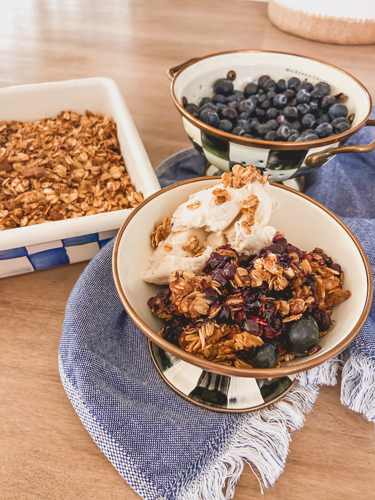 healthy blueberry crisp