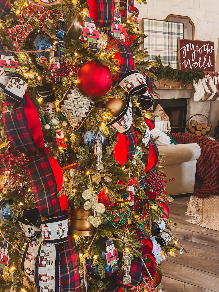 How to ribbon a deals christmas tree