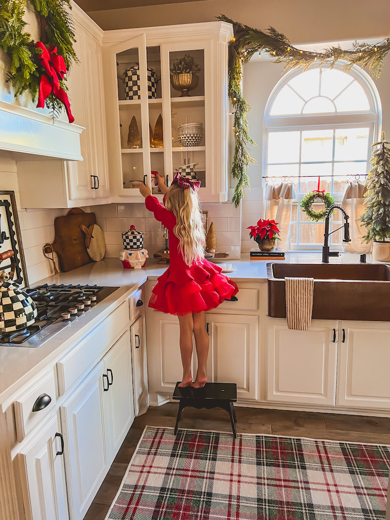 christmas red kitchen