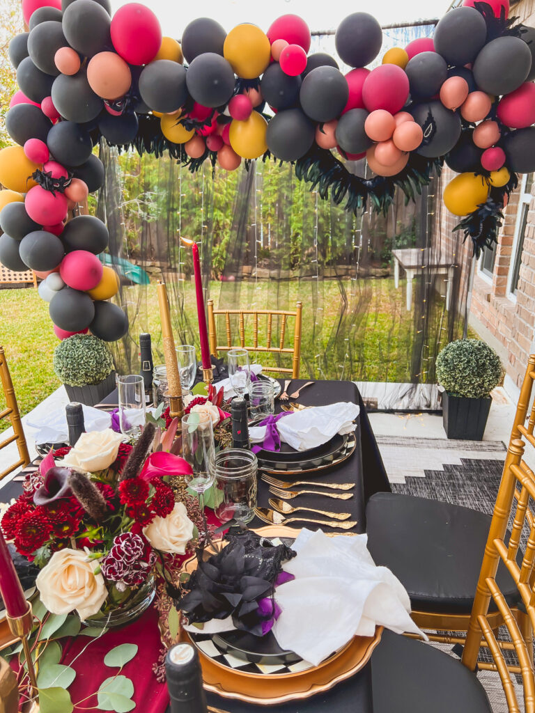 Halloween Party balloon arch