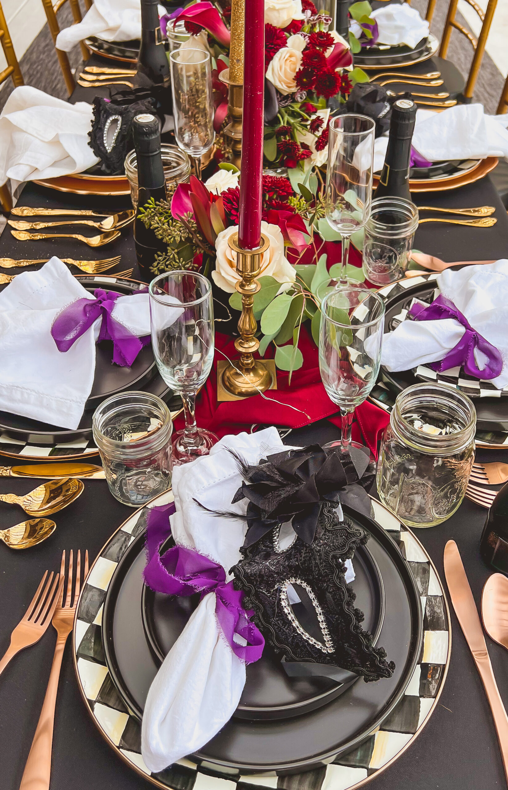 Easy Halloween Murder Mystery Party Decor