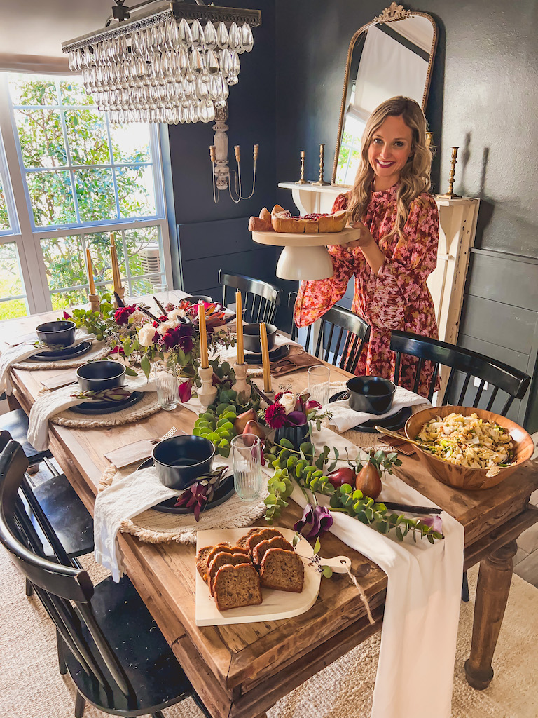 Simple Thanksgiving Table Decor