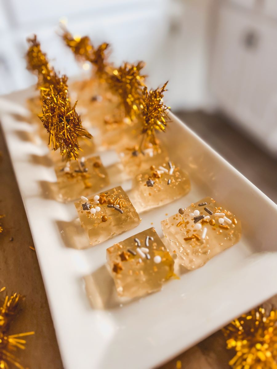 These Elegant Champagne Jell-O Squares Are Perfect for New Year’s Eve!