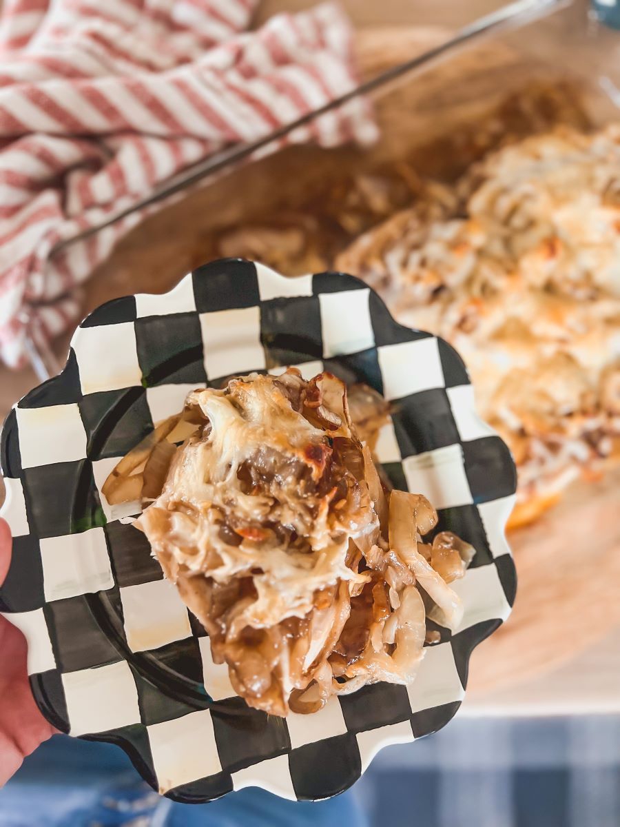 How to Make a Delicious French Onion Chicken Bake