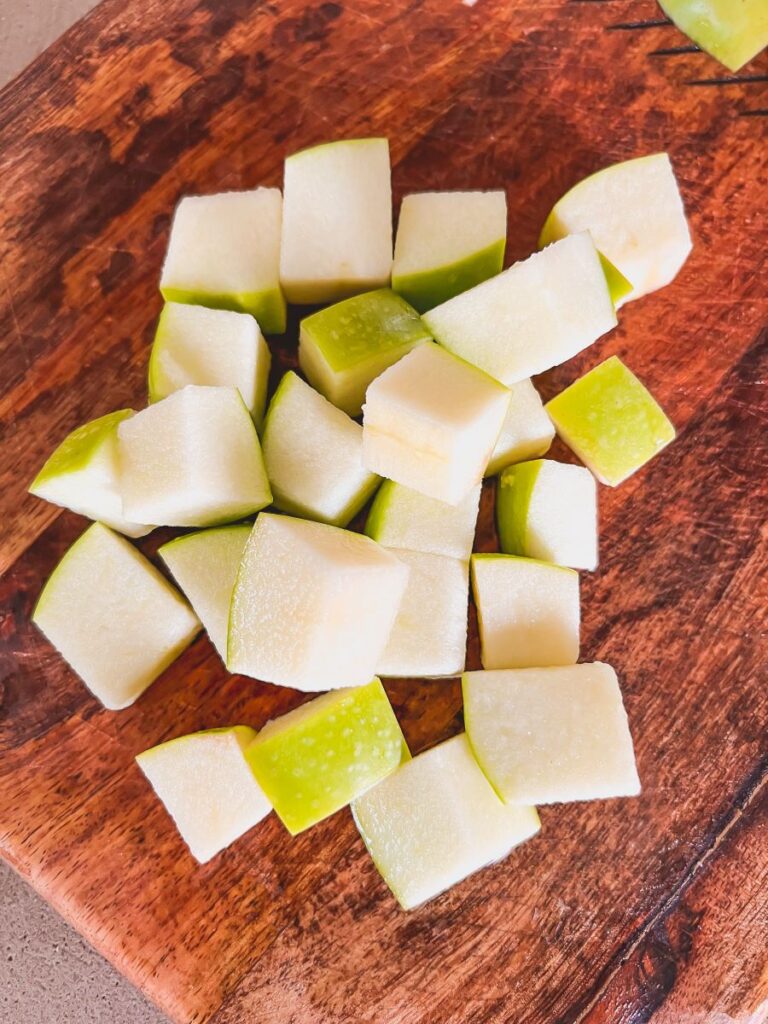 Green Apples cut in cubes