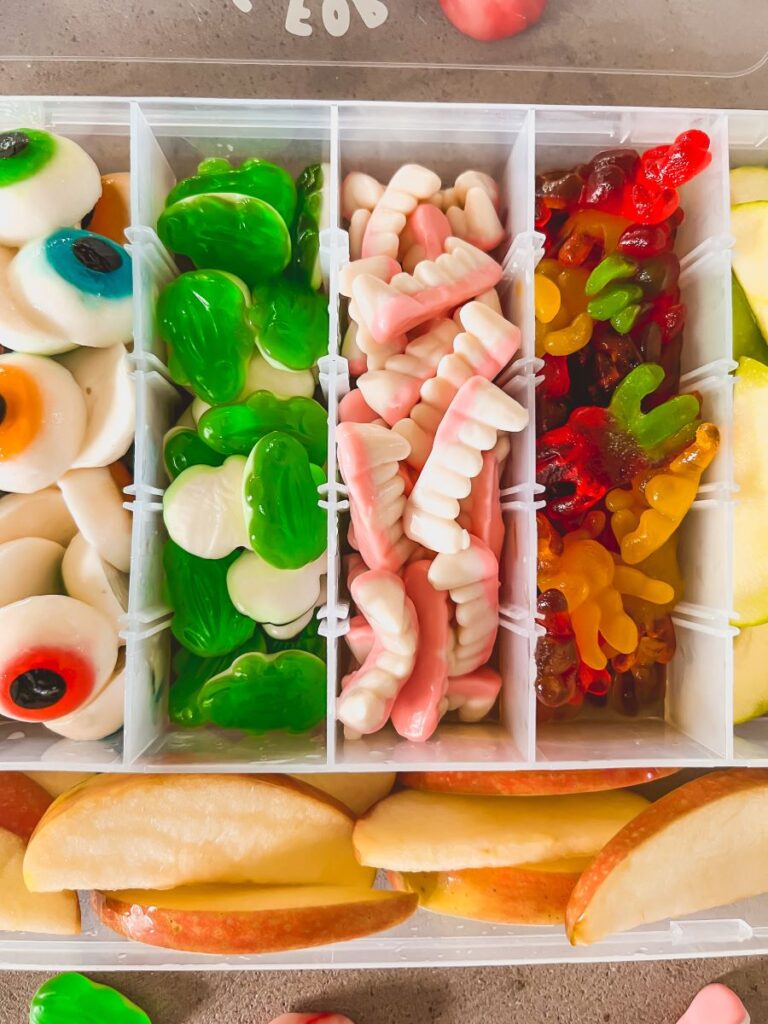 How to Make a Trick-or-Treat Boozy Snackle Box 