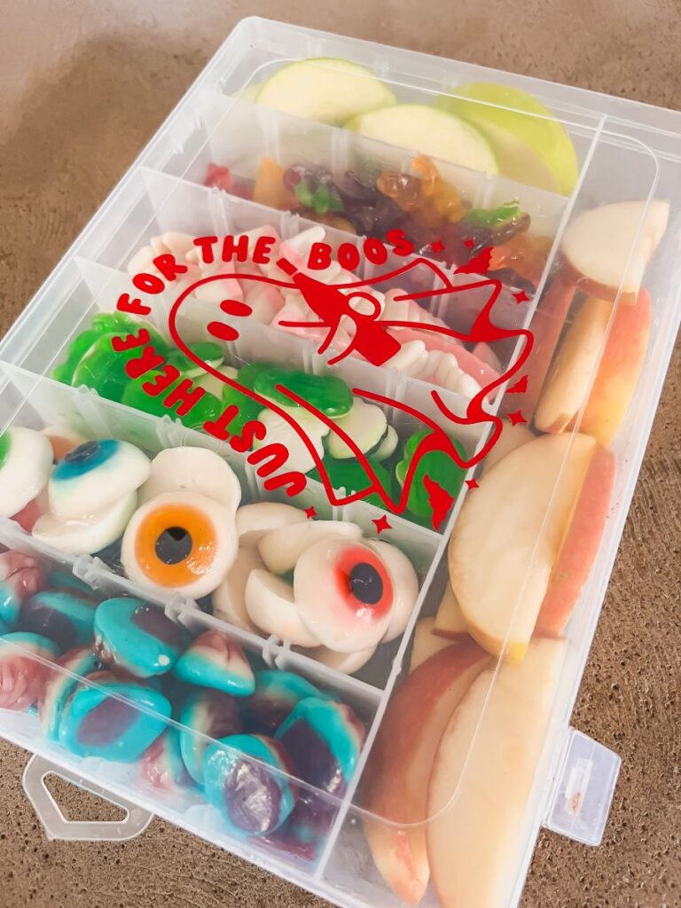 the candy snackle box