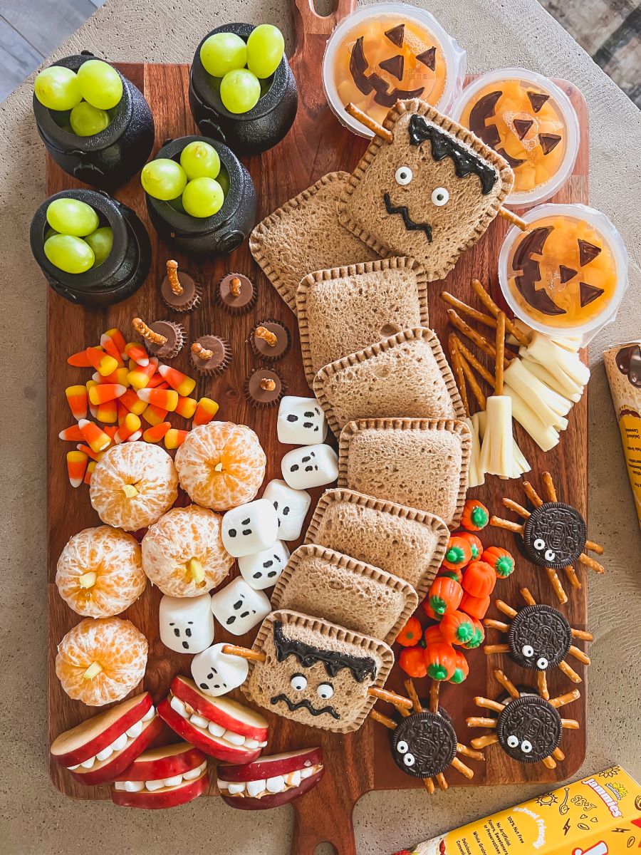 You’ll Love This Adorable Halloween Kids’ Snack Board!