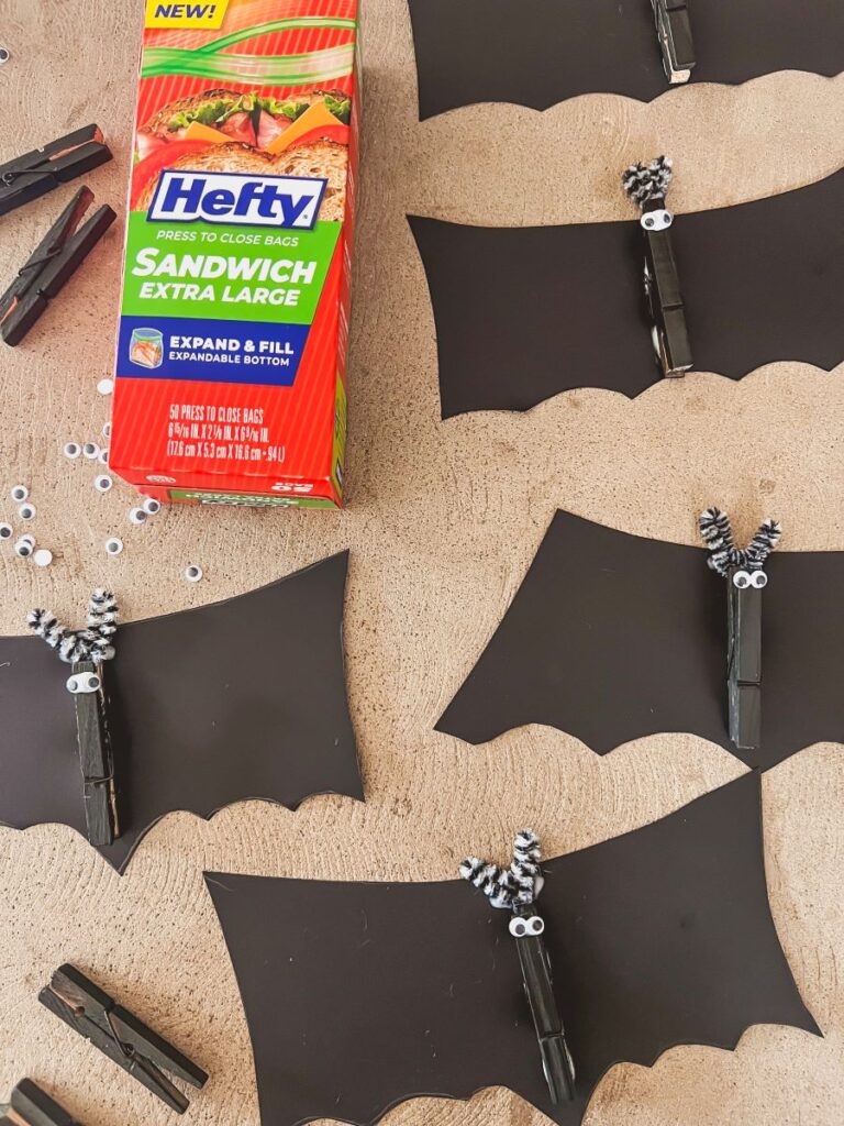 Muddy Buddy Bat supplies with Hefty sandwich bags