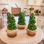 Christmas Cupcakes on a white cakestand