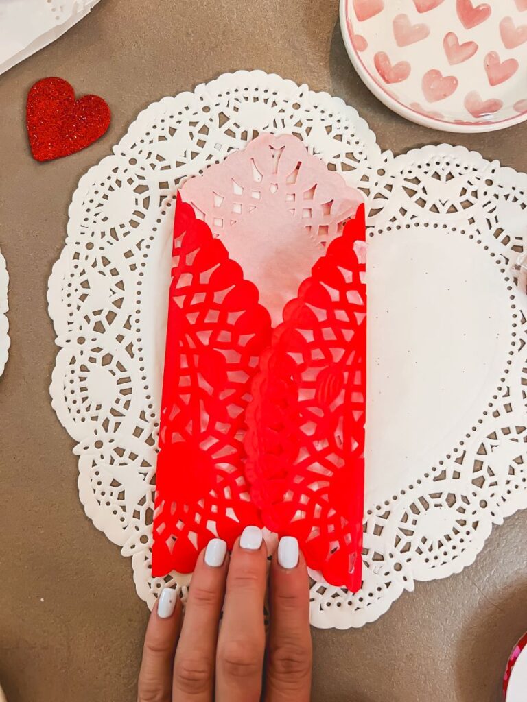 How to make a heart doily envelope