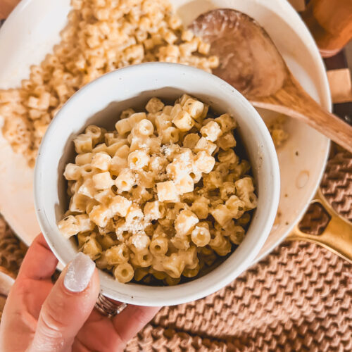 Garlic Pasta in a white bowl