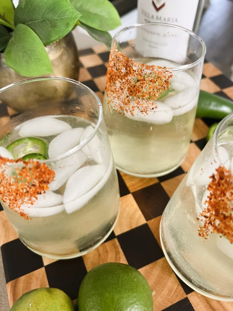 Spicy Sauvignon Blanc Spritz closeup