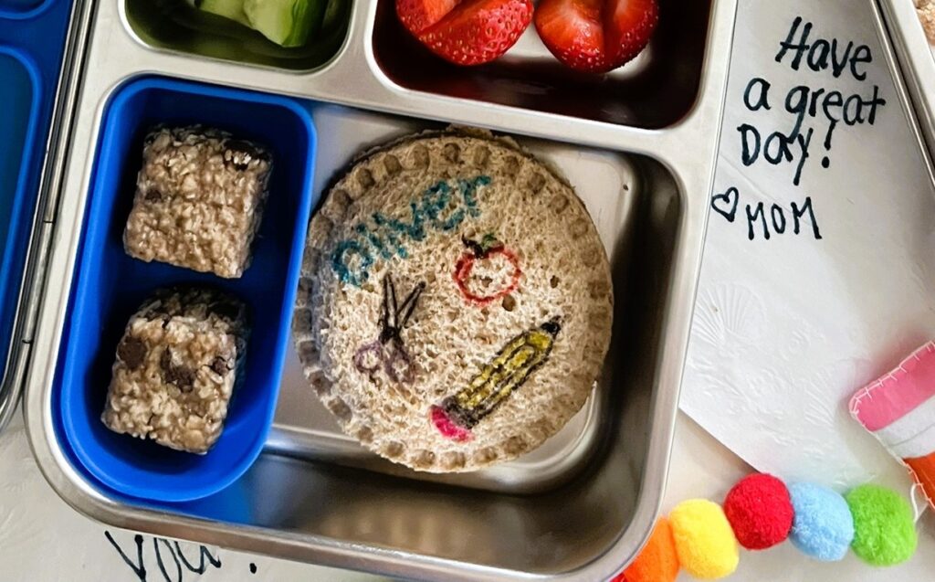 Close-up of Food Coloring Pens as a lunch box find for back-to-school