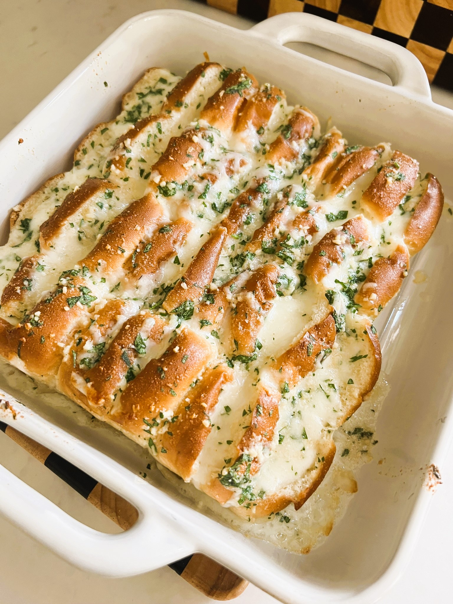 We Love This Cheesy Garlic Bread Hack!