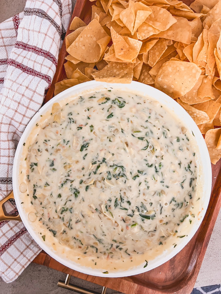 Easy Spinach and Artichoke Dip
