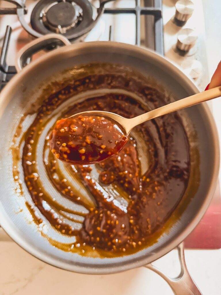 thickening the teriyaki salmon sauce