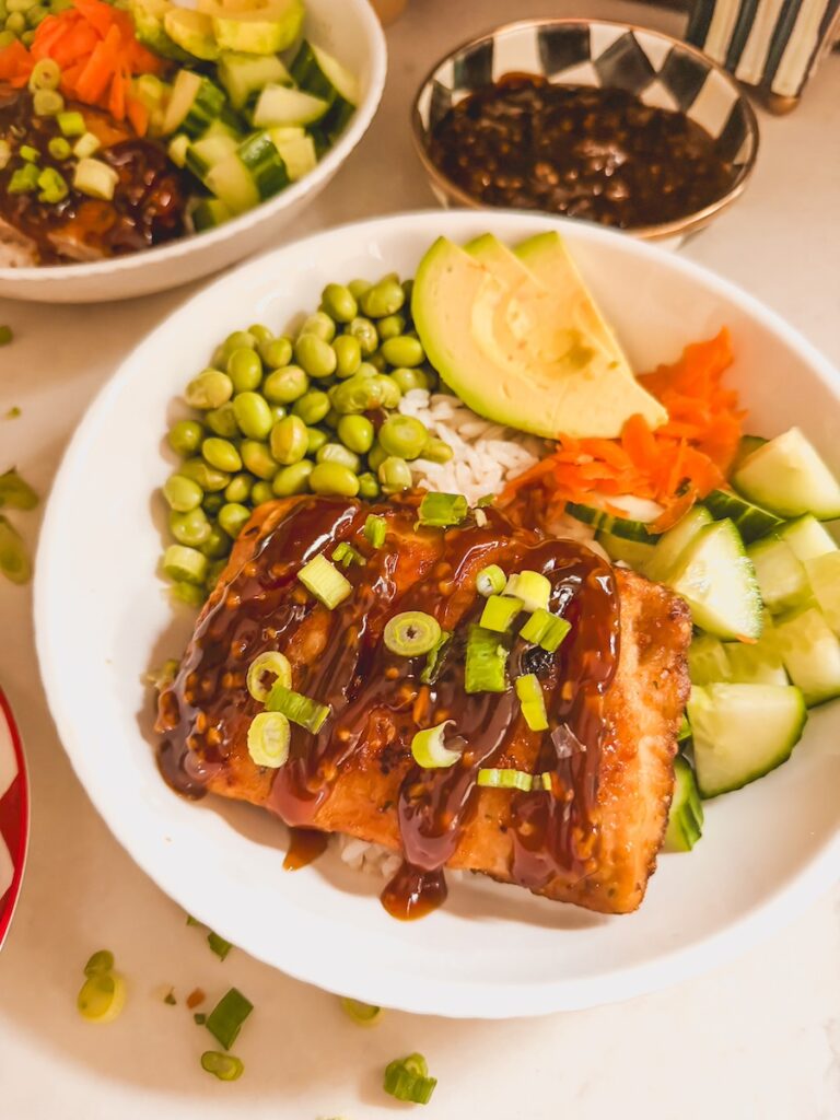 close up of teriyaki salmon bowl
