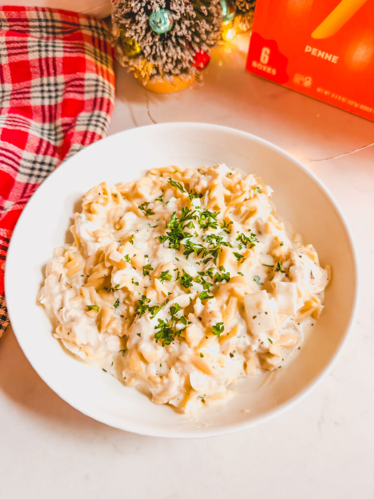 bowl of chicken garlic parmesan pasta