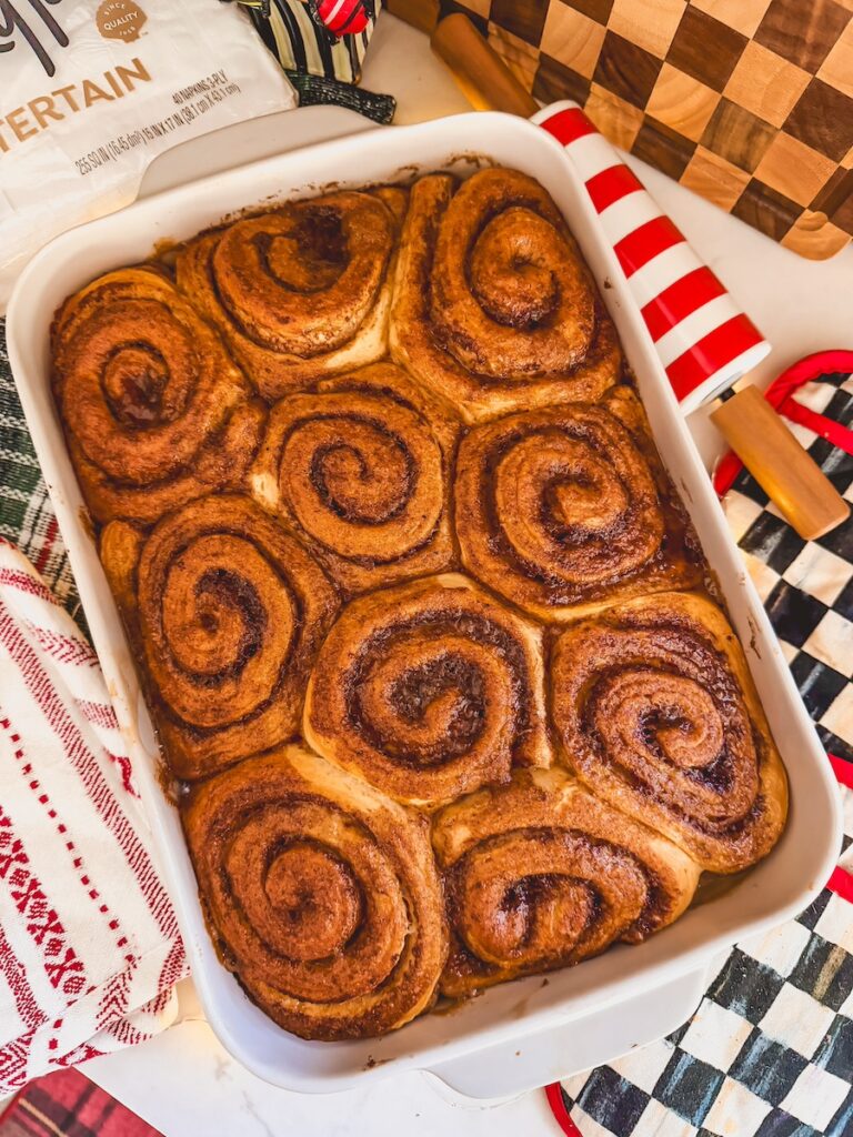fresh baked gingerbread cinnamon rolls without icing