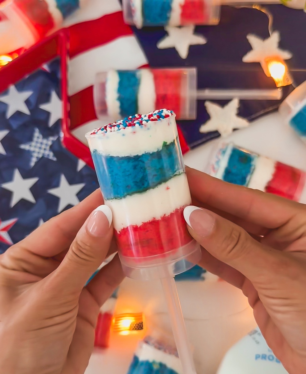Viral Dot Cake Patriotic Push Pops