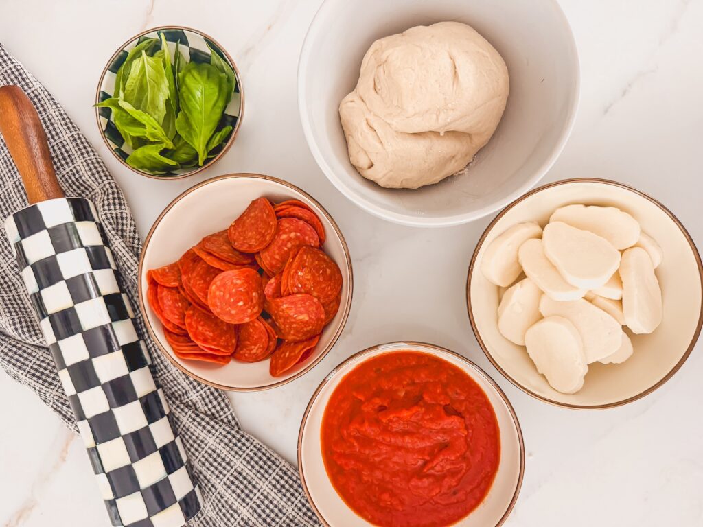 Ingredients for grilled pizza.