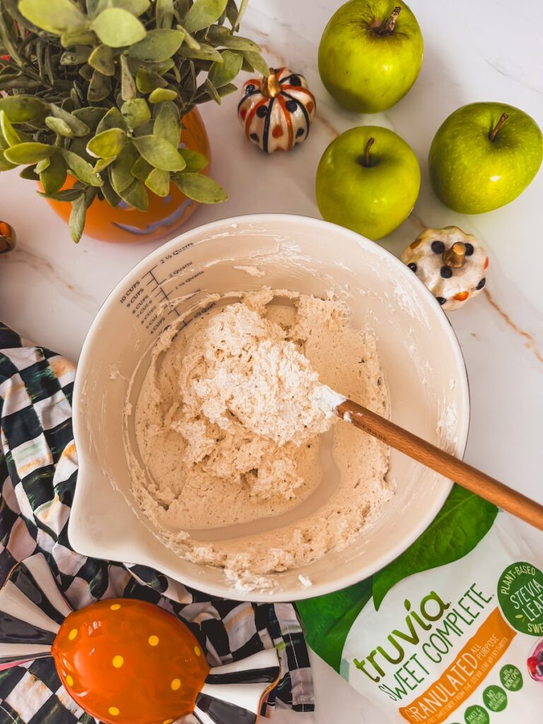 cream cheese, vanilla, vanilla extract and whipped topping combined for cheesecake layer
