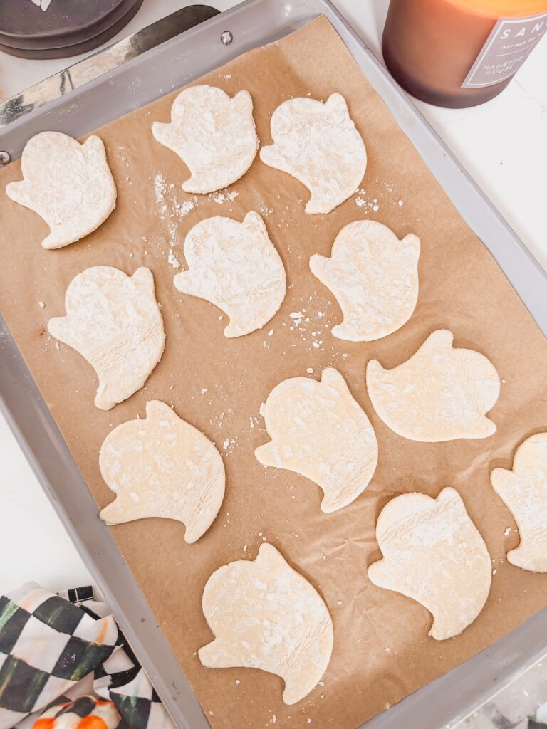 ghosts cut into puff pastry